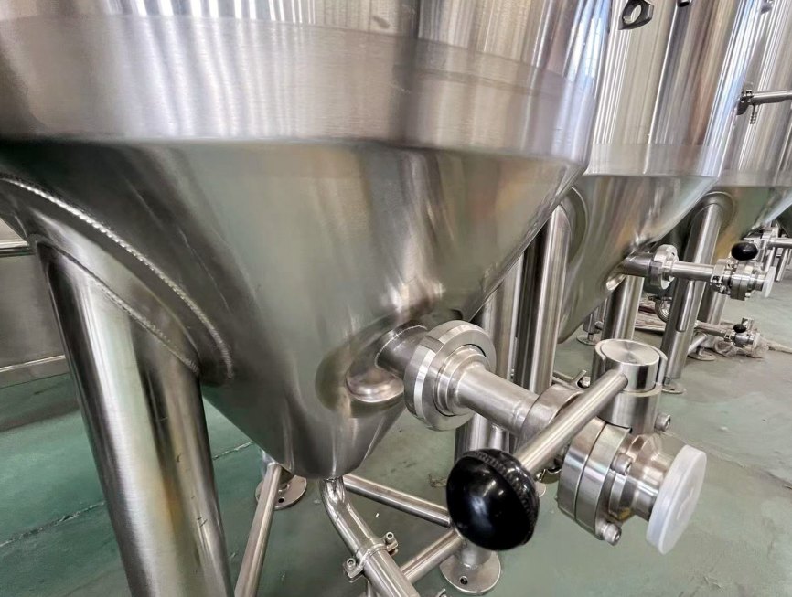 100L Fermenters For Homebrewing 100L Fermenters For Homebrewing