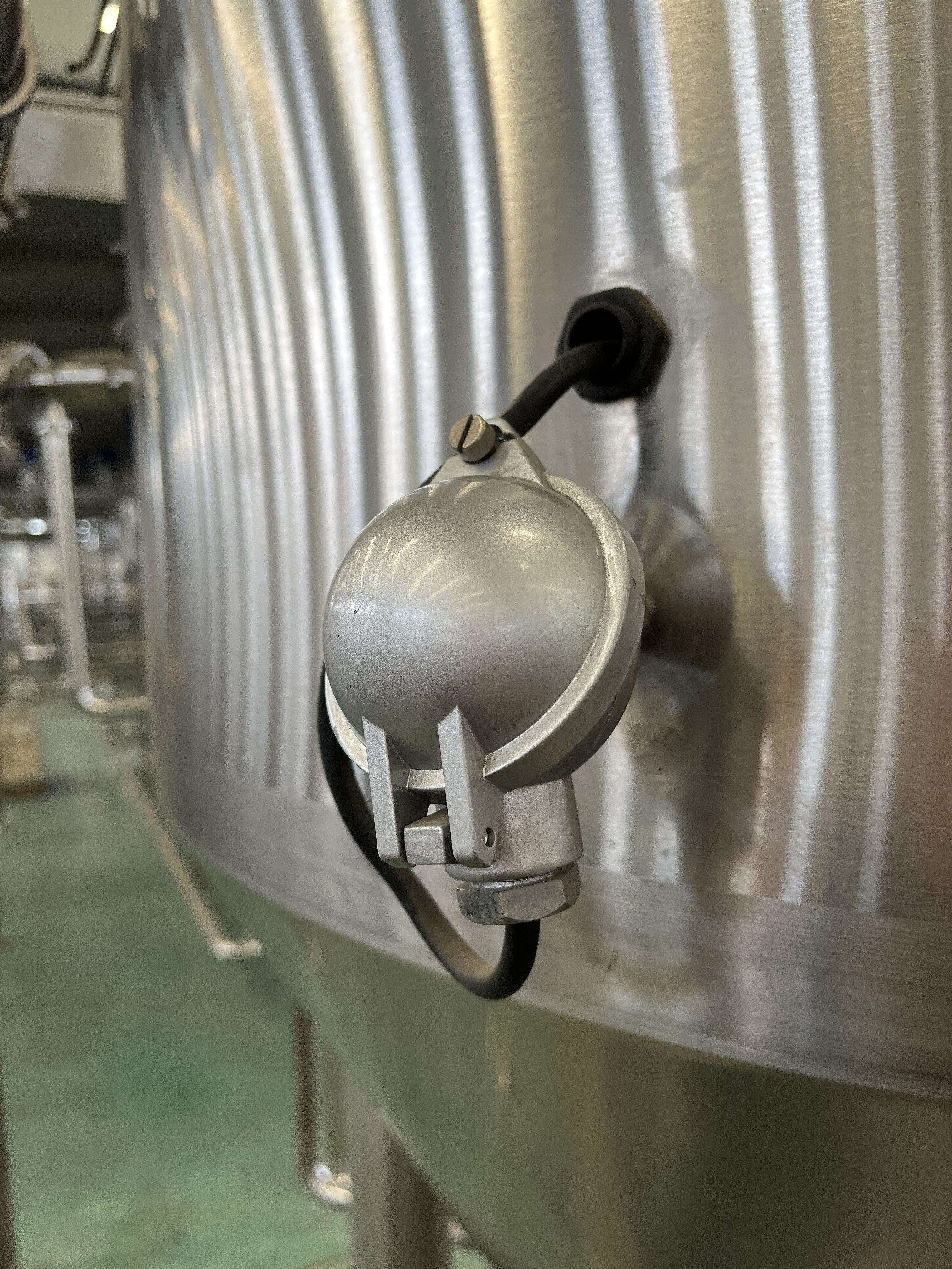 1000L Stainless Conical Fermenter 1000L Stainless Conical Fermenter
