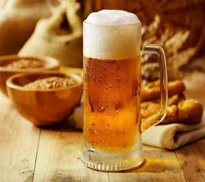 ¿Conoces la cerveza de frutas?