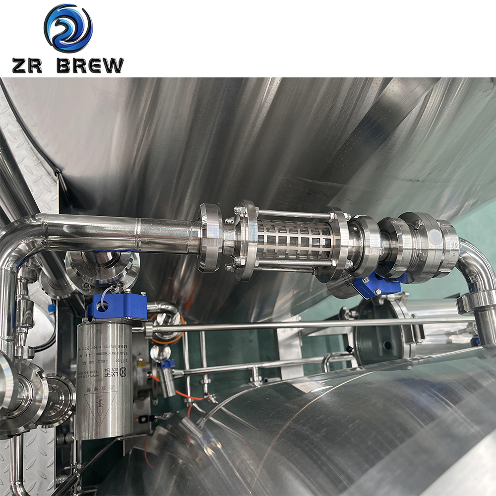 Sacarificación en tres vasos de 1000l